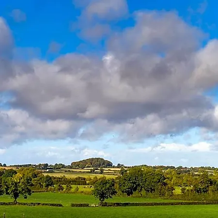 Ballindrum Farm Bed & Breakfast