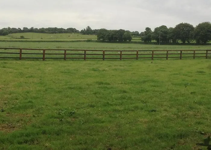 Oda ve Kahvaltı Ballindrum Farm 4*