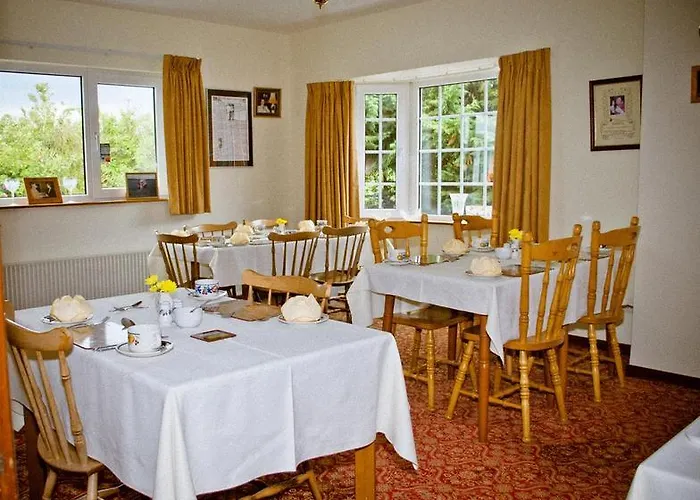 Oda ve Kahvaltı Ballindrum Farm 4*